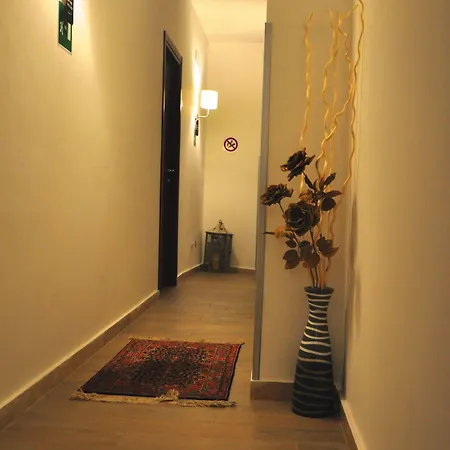 Bed & Breakfast Maryjose 3*